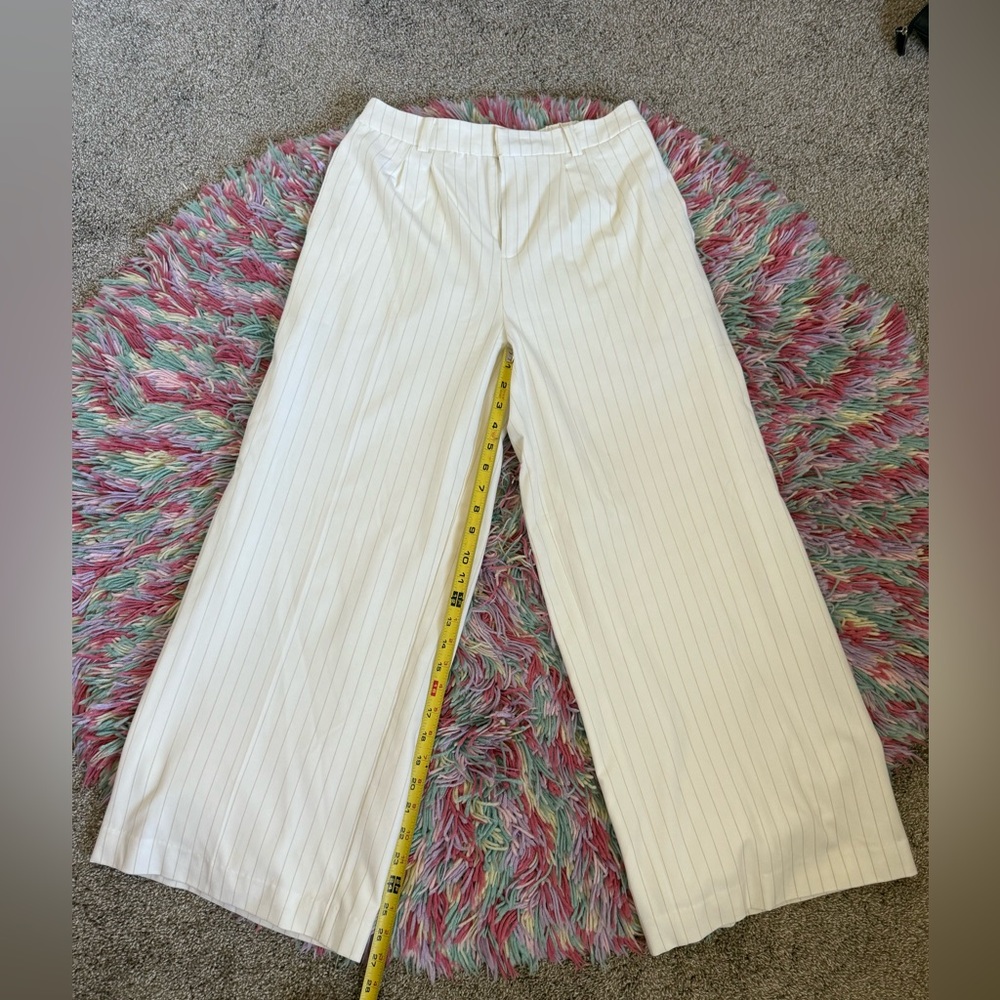 Leith Cream and Tan Pinstripe Wide Leg Fully Lined Trousers/ Pants. Size 6